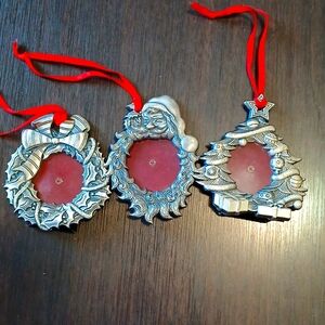 Christmas Ornament  Frames santa set of 3  Diffrent   not stick metal deco